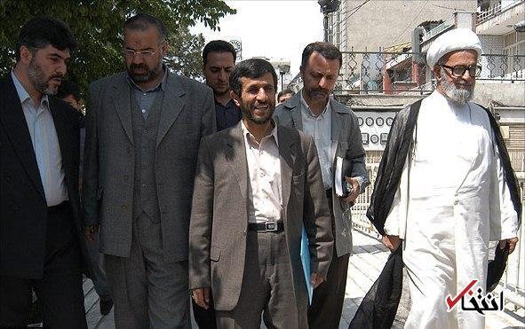 تصویری ویژه و تاریخی؛ احمدی‌نژاد و یاران در مسیر ثبت‌نام ریاست‌جمهوری