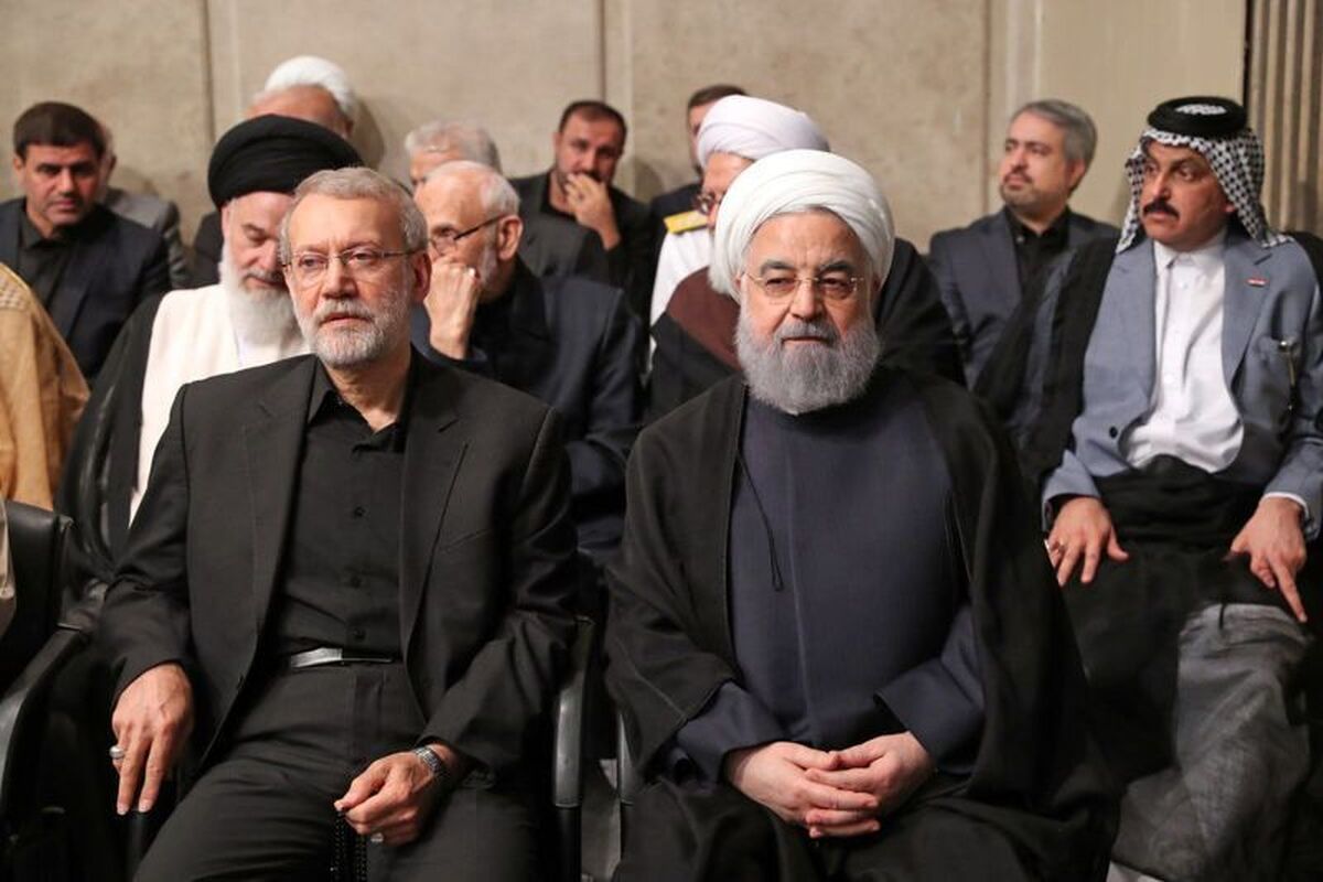 تصویری از ژست روحانی و لاریجانی در مراسم بزرگداشت رئیسی